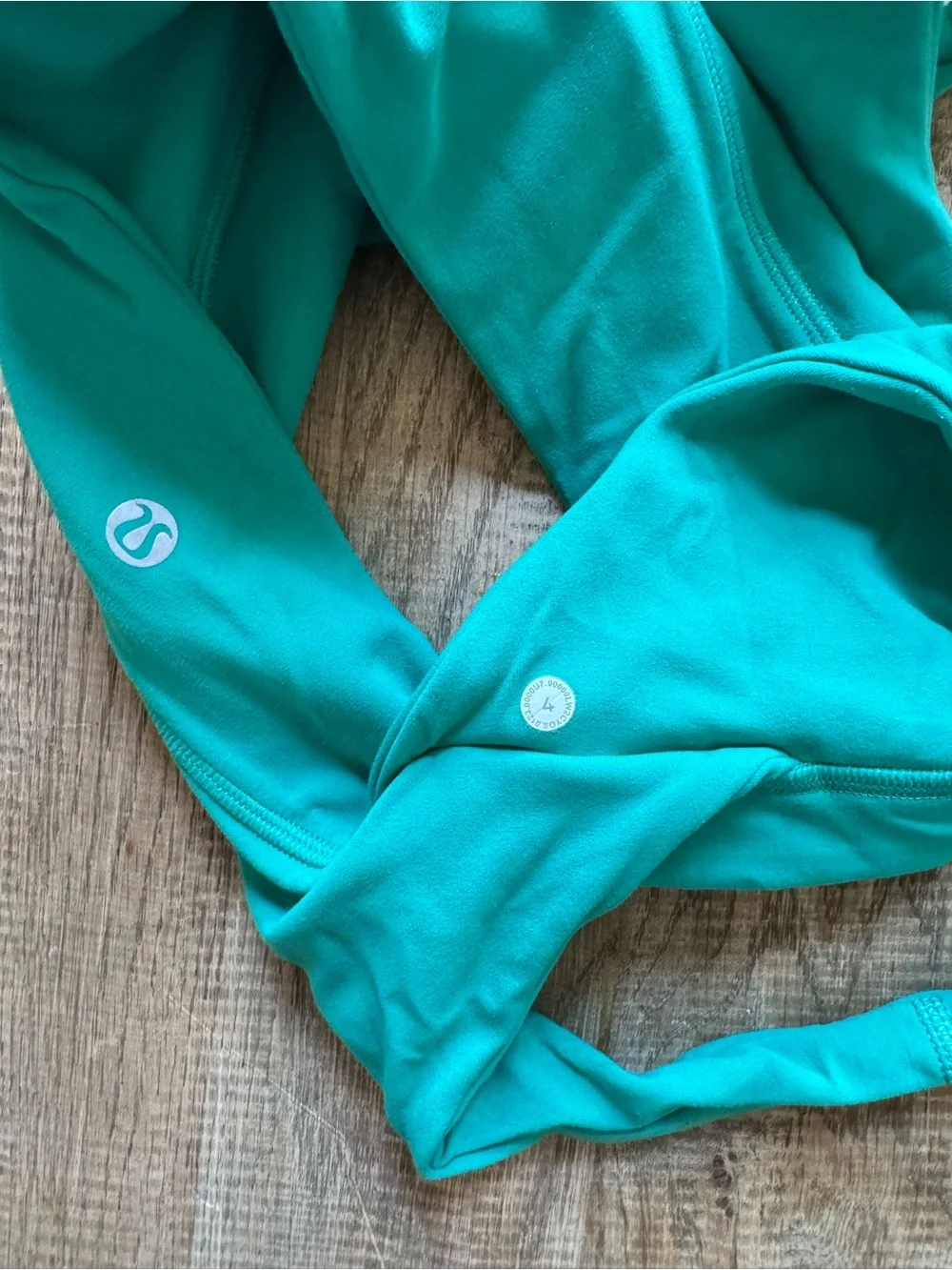 lululemon athletica supportive scoop